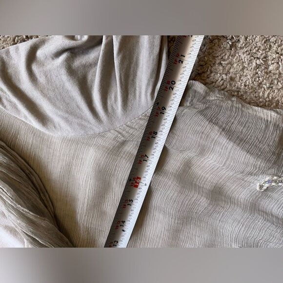 🎉5 for $45🎉Soft Surrounding Top Blouse Shirt Size M Gray - Picture 6 of 6